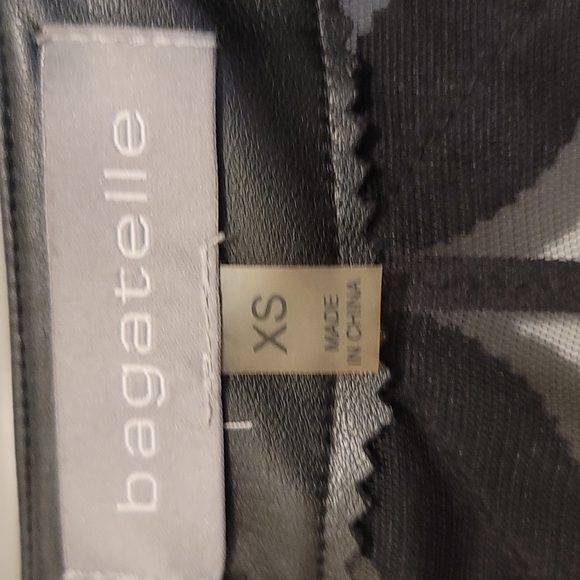 Jacket - Picture 3 of 4